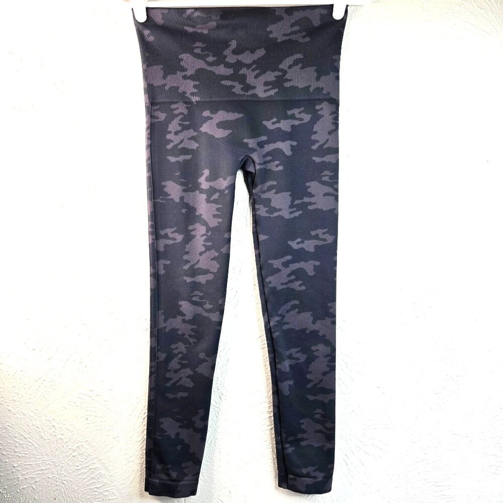 SPANX Camo Leggings - Black and Gray